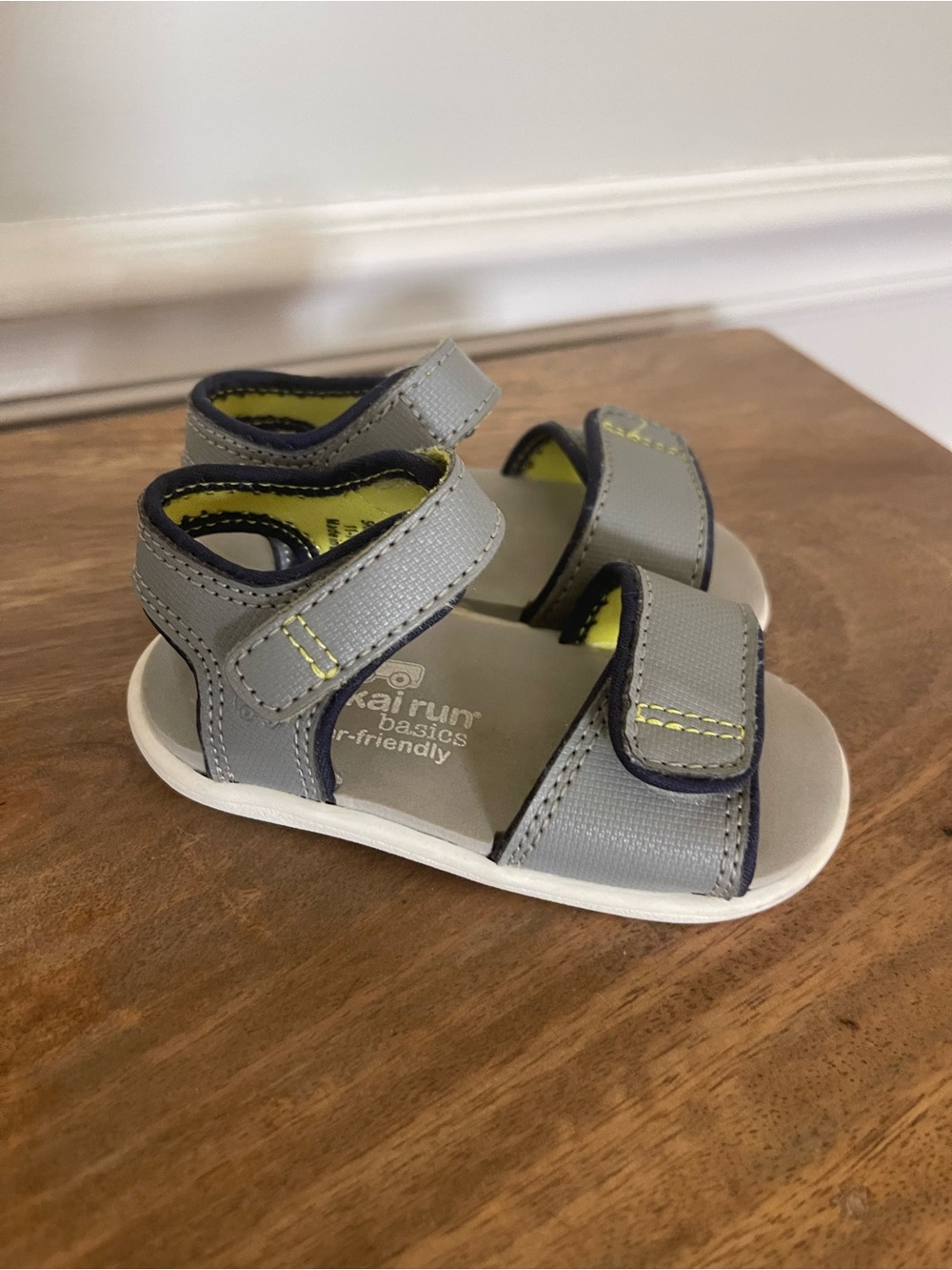 See Kai Run Gray Toddler Sandals Size 5